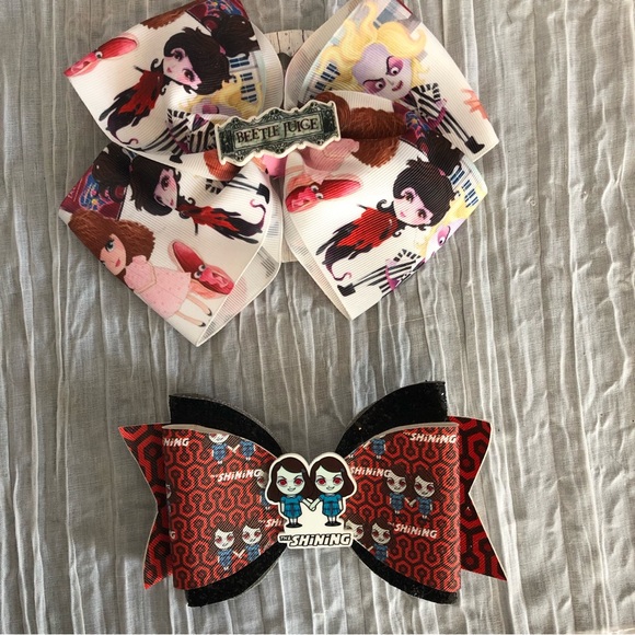 VINTAGE THE SHINING & BEATLE JUICE 80s hair bows barrettes Halloween cos… - Picture 1 of 8